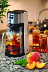 Capresso_IcedTeaMaker_PeachTea_72dpi